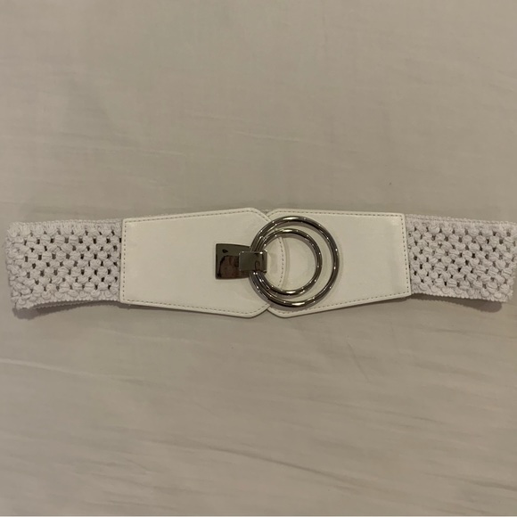 White fashion Belt - size L/XL - Picture 1 of 3